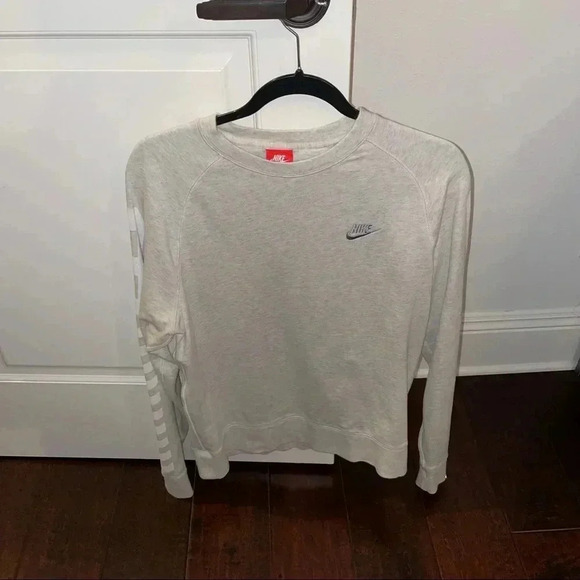 Nike Other - Nike Cream Crewneck